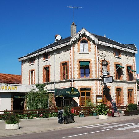 Hôtel Restaurant de l'Abbaye Clairvaux Exterior foto